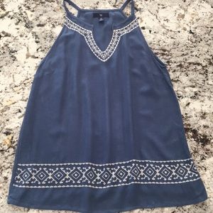 Gap embroidered tank size S